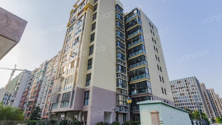 龙何锦苑外景图