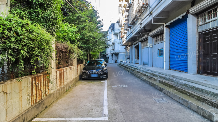 东河小区外景图