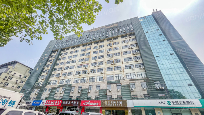 泰山金华大厦外景图