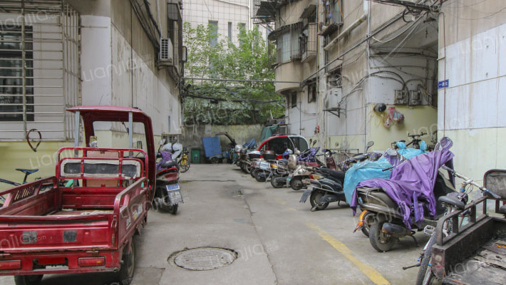 小轴承厂家属院外景图