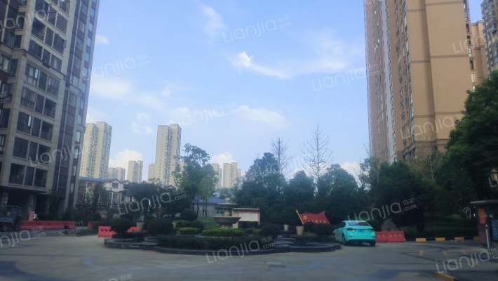 力高天悦府外景图