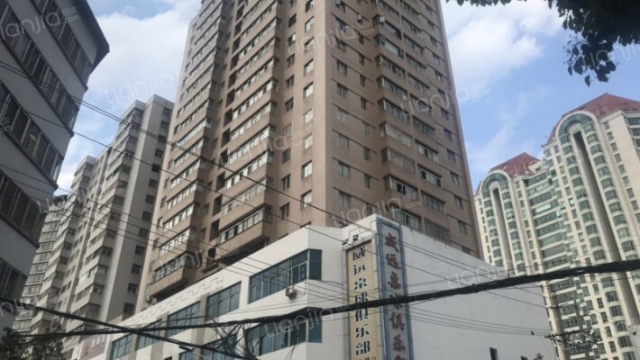 农贸大厦外景图