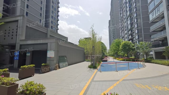 德信赋富春云庄外景图