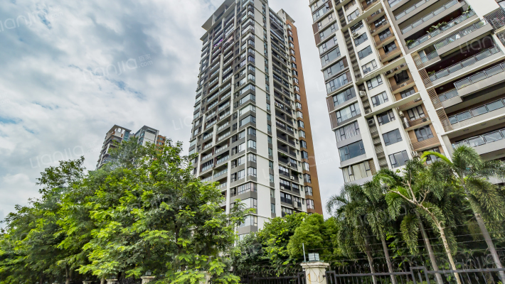 万科天傲湾花园外景图