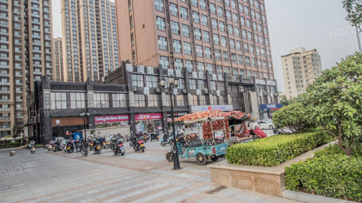 翰林国际城蘑菇公寓外景图