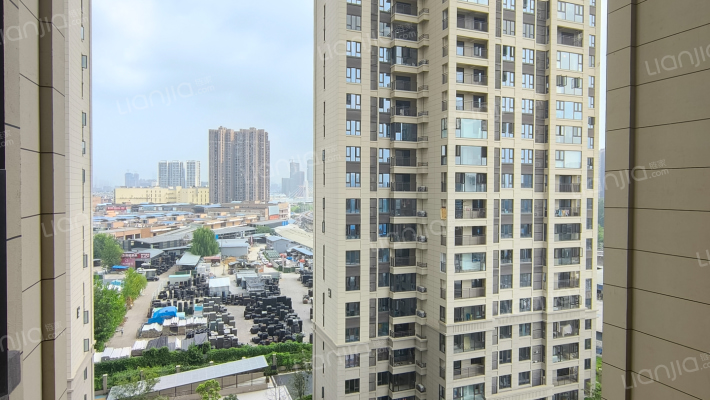 世茂云锦瑰海园外景图