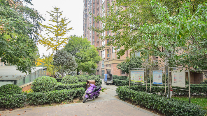 逸品香山二期北苑外景图