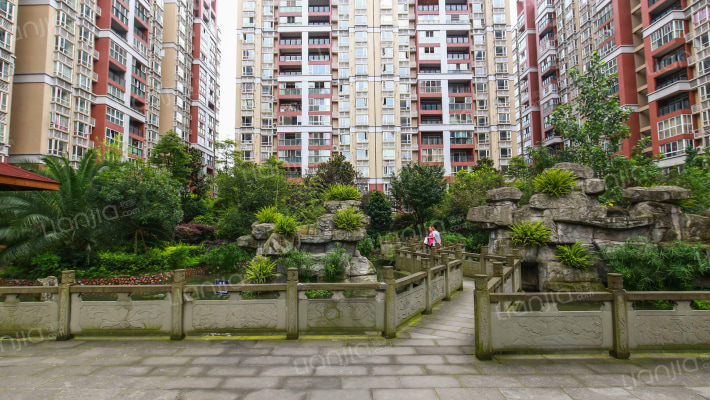 春江青龙湾外景图