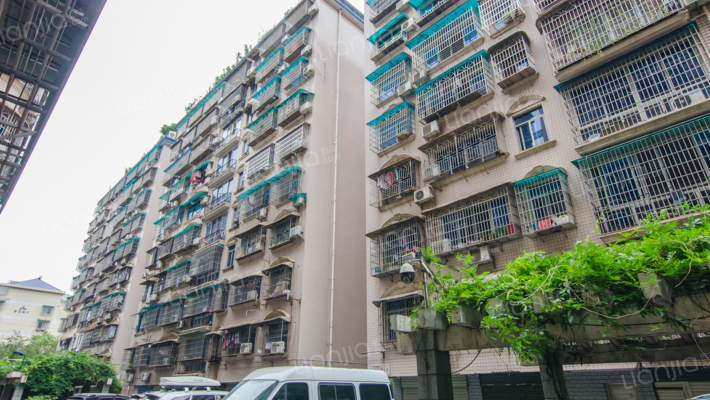 金泉公寓外景图