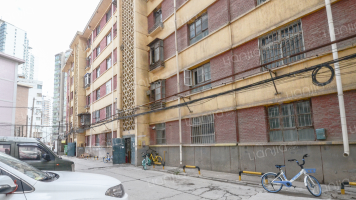 底巷子小区外景图