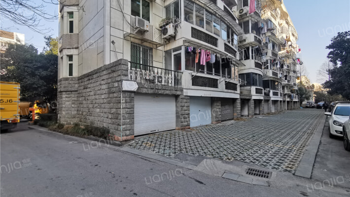 嘉南公寓青藤居外景图