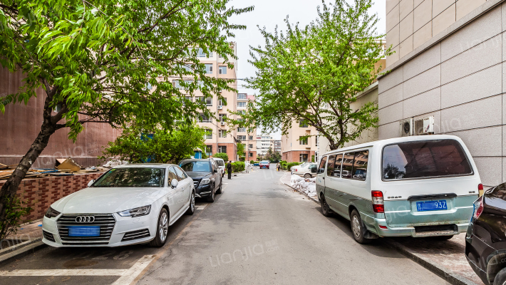 鑫鹏花园西区外景图