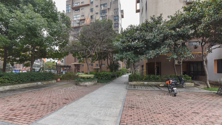 新都会花园外景图