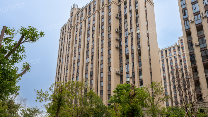 天成锦望外景图