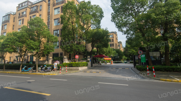 浦江华侨城6期外景图