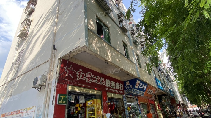 板桥商住楼外景图