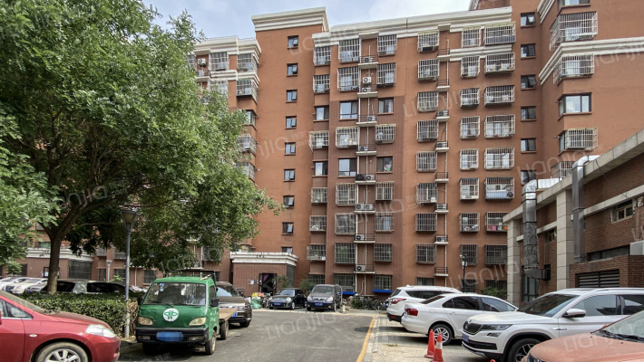 鸿坤理想城五期外景图