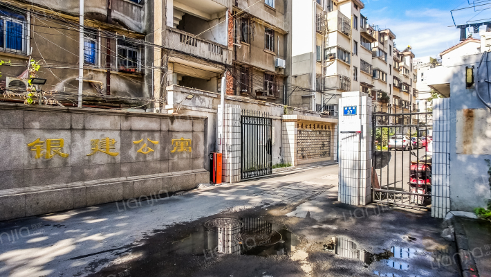 银建公寓外景图