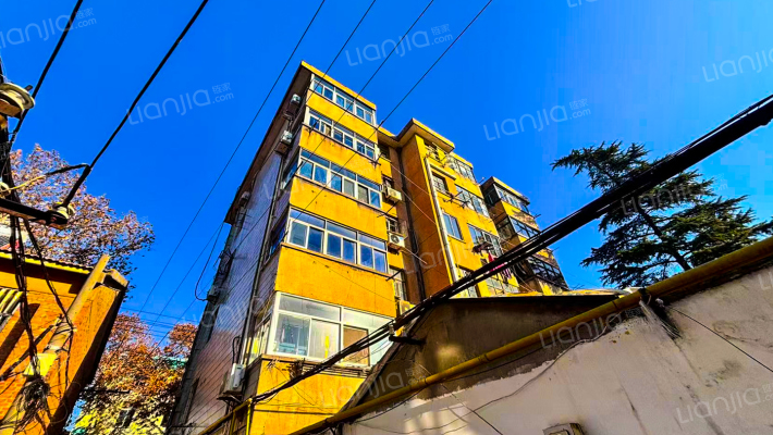 淮汽宿舍外景图