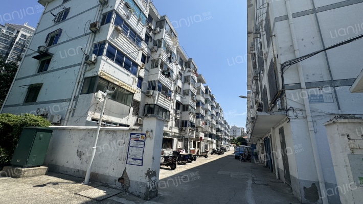 漂白池园外景图