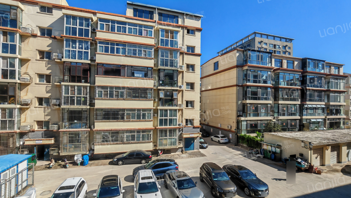 天和住宅小区外景图