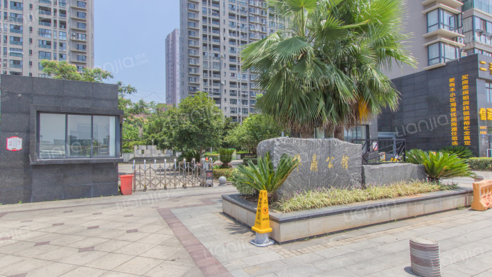 华鼎公馆外景图