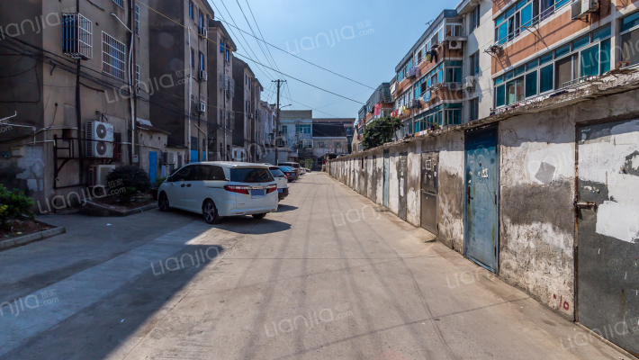 新月新村外景图