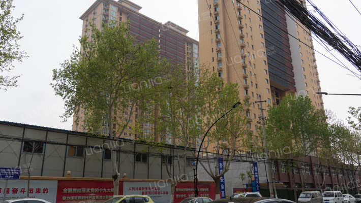 宏润花园外景图