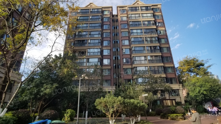 都铎城邦2号院外景图