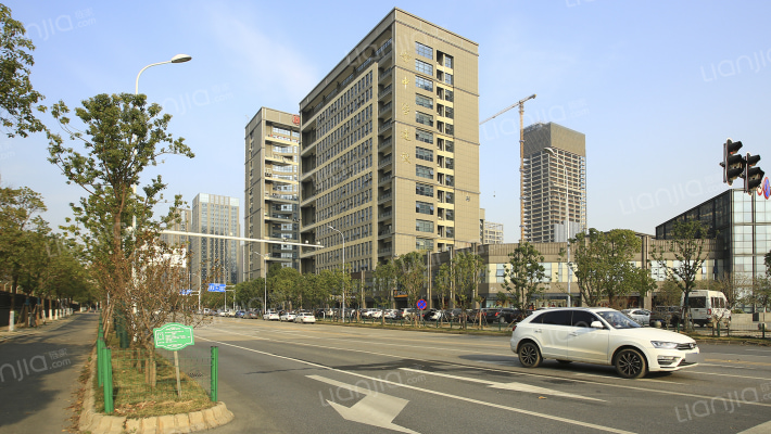 武汉设计广场外景图