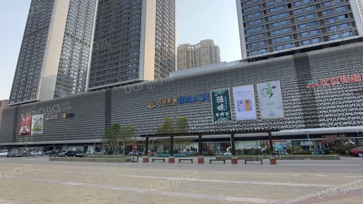 万达中心A5外景图