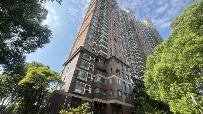 高尔夫湖滨花苑外景图