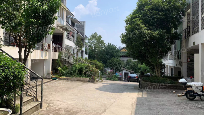 临云山庄外景图