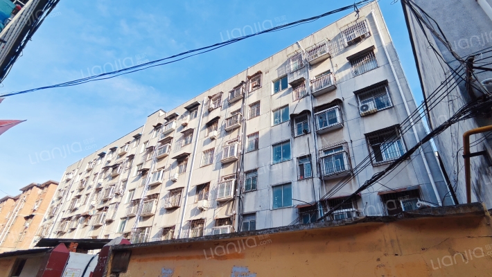 一工局院外景图