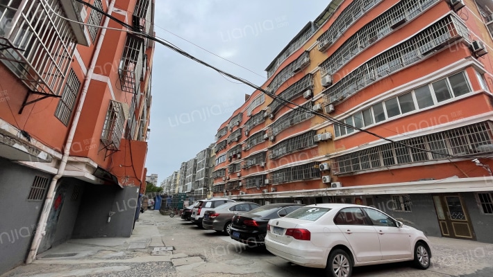 樱花小区外景图