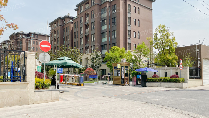 大成名庭外景图