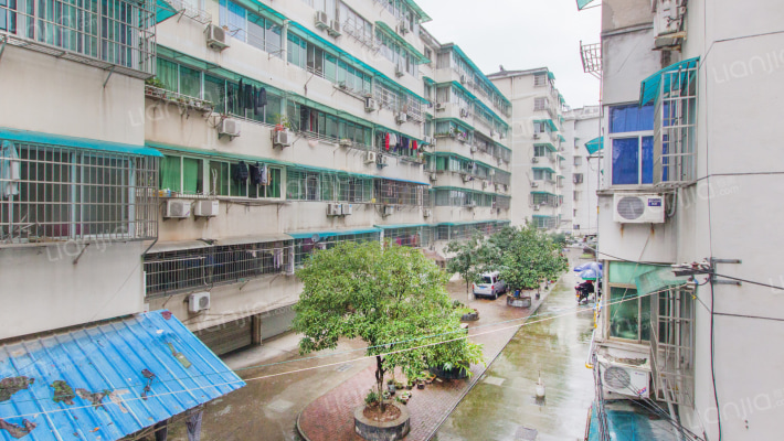 溪西六区溪西邨外景图