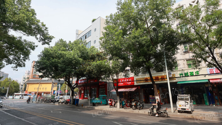 国营旅社宿舍外景图