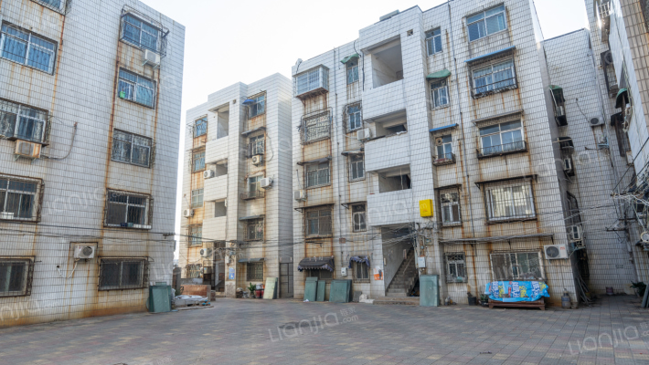 顺发小区外景图