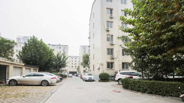 富华小区外景图