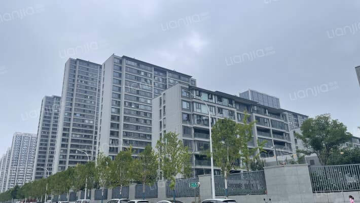 融创融公馆东区外景图