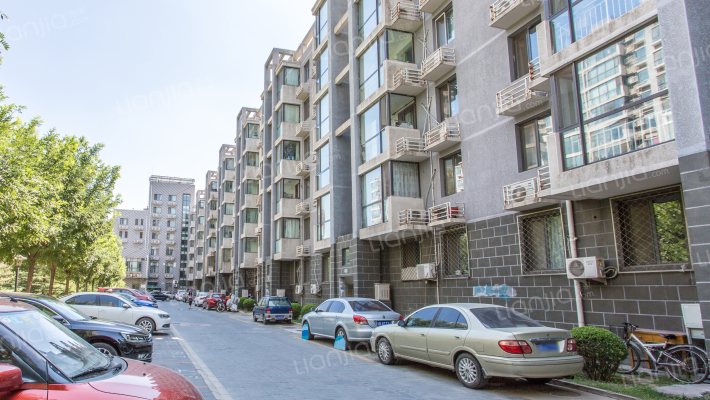 奈伦熙府外景图