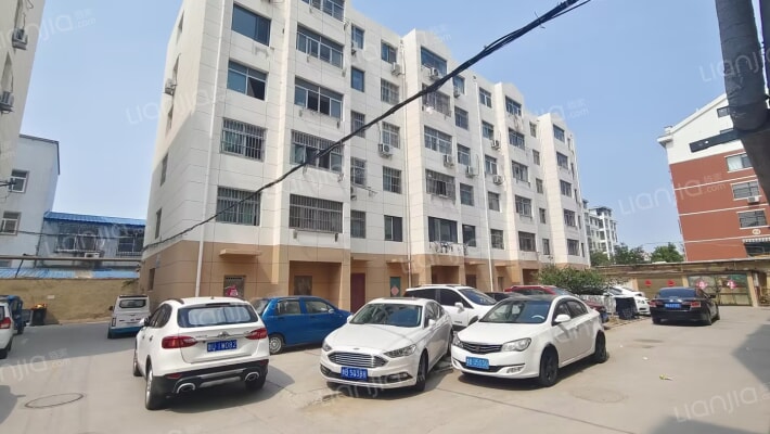 滨河花园外景图