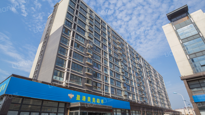 盈港公寓外景图