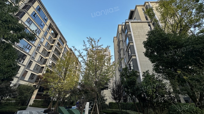 龙湖景粼天著悠澜外景图