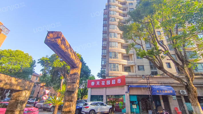 春天花园一期外景图