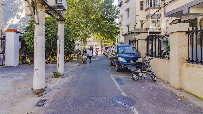 绣花巷10号外景图