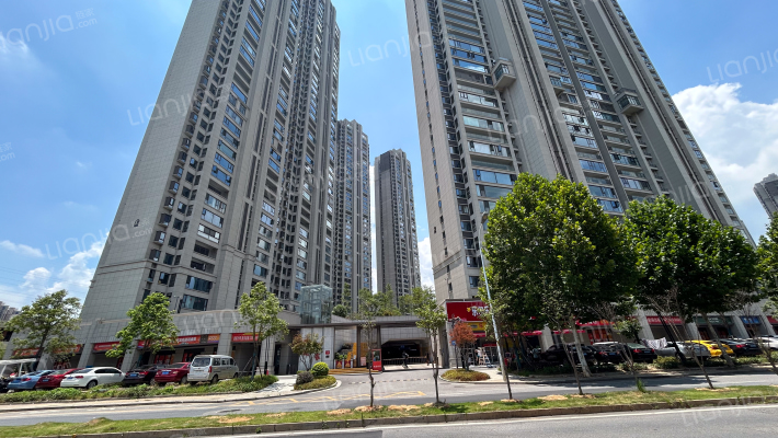 阳光城尚东湾悦江府外景图