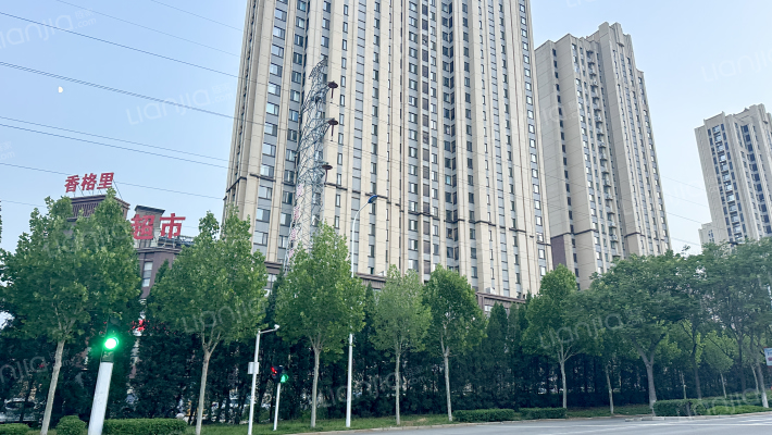 卓亚香格里外景图