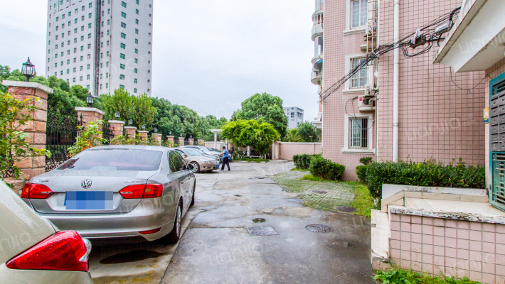 莘怡公寓外景图